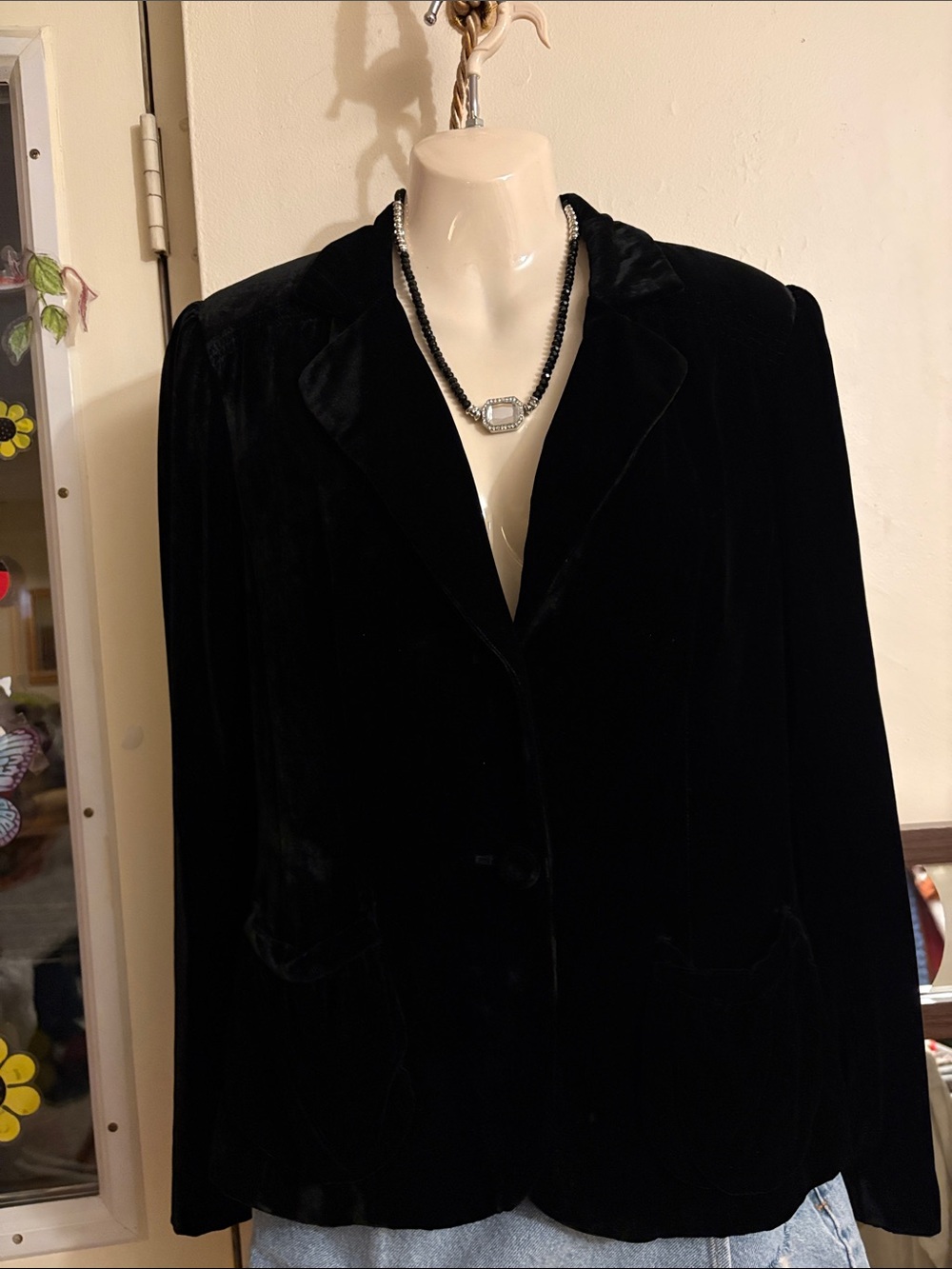 Black Velvet Single-Button Blazer silk. Viscose